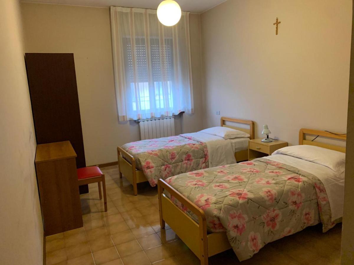 Stabat Mater Casa Di Preghiera Bed & Breakfast Valdragone Bagian luar foto